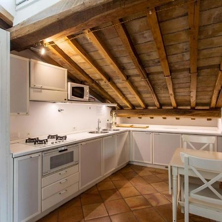 Gambero Apartments ローマ エクステリア 写真
