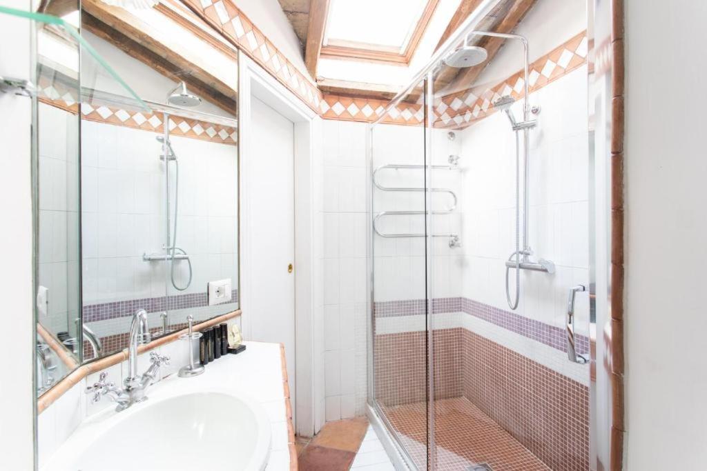 Gambero Apartments ローマ エクステリア 写真